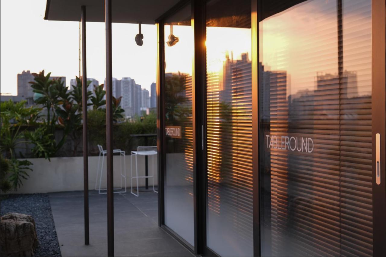 Wezo Hotel Kuanzhai Alley Chengdu-Breakfast Till 12Noon-Lv City Guide Recommended Hotel Exterior photo