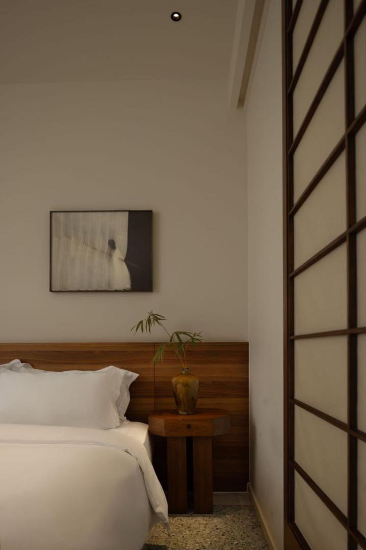 Wezo Hotel Kuanzhai Alley Chengdu-Breakfast Till 12Noon-Lv City Guide Recommended Hotel Exterior photo