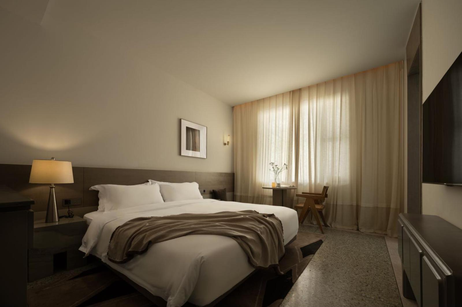 Wezo Hotel Kuanzhai Alley Chengdu-Breakfast Till 12Noon-Lv City Guide Recommended Hotel Exterior photo