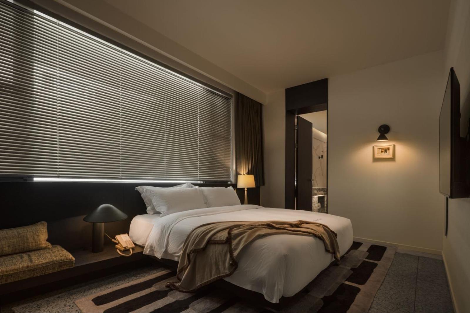 Wezo Hotel Kuanzhai Alley Chengdu-Breakfast Till 12Noon-Lv City Guide Recommended Hotel Exterior photo